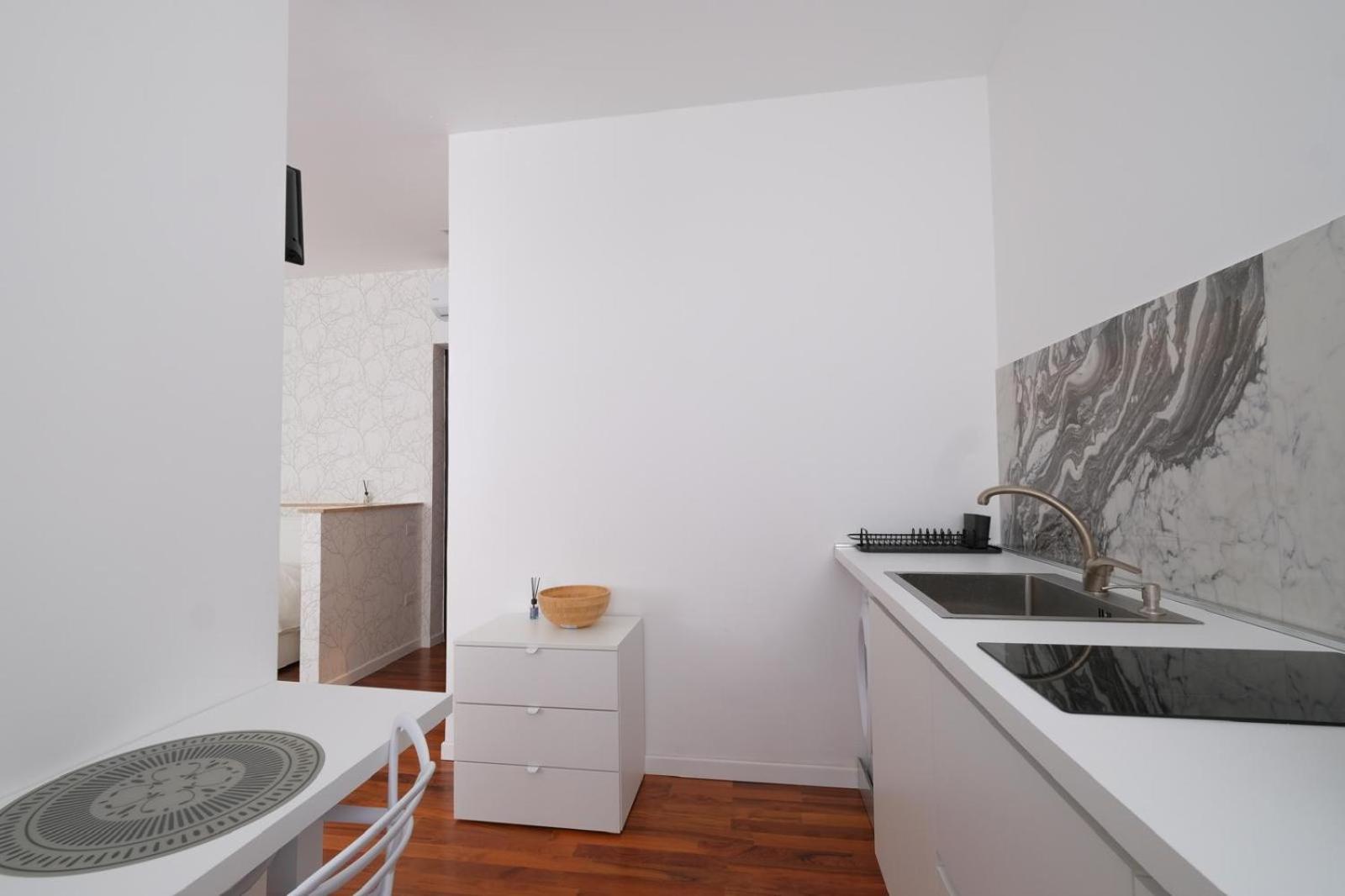 Apartamento The Apulian Loft II Bari - Via Celentano Exterior foto